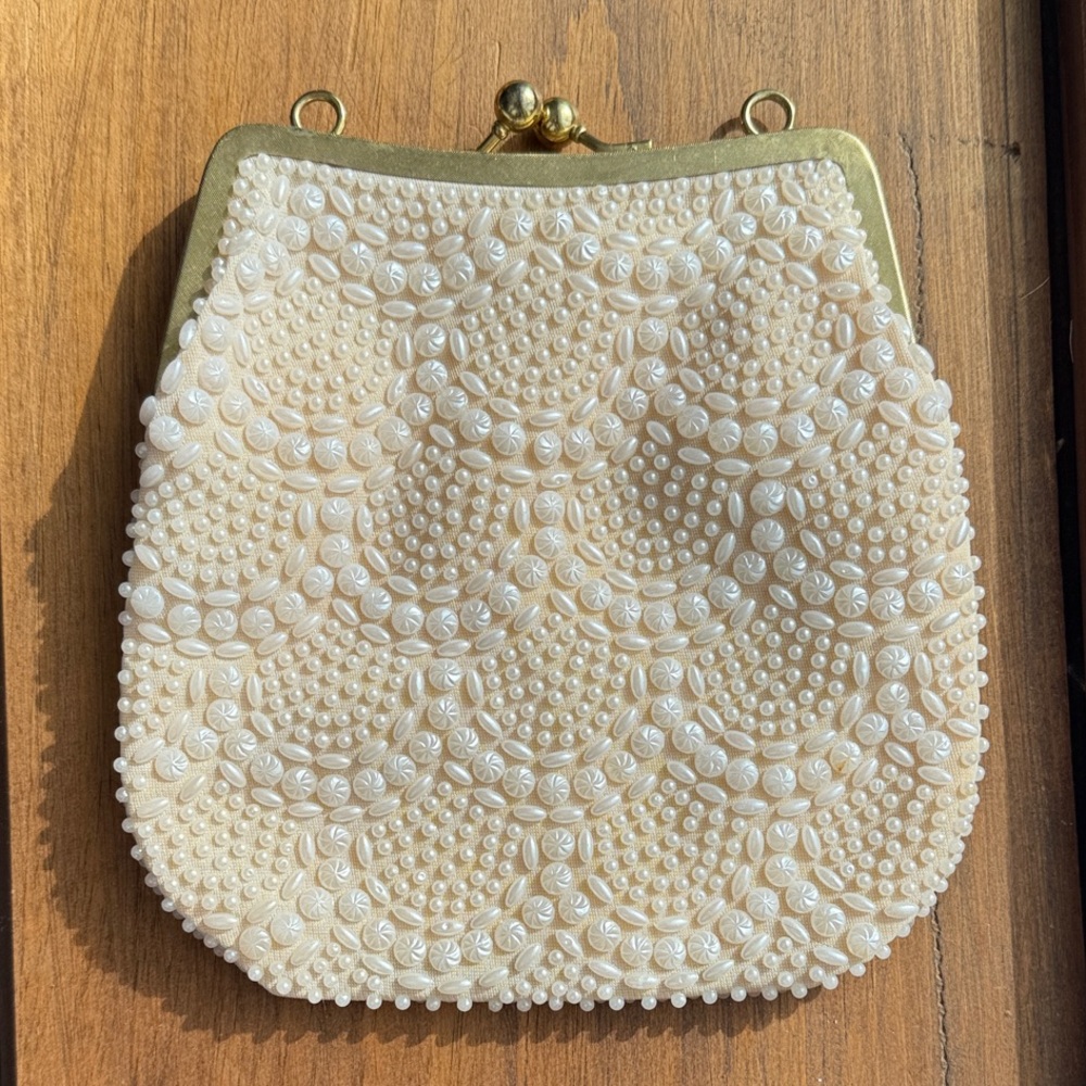 Elegant Vintage Cream Beaded Clutch- Fall Autumn Accessory